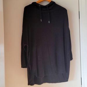 Quarter length sleeve sweatshirt